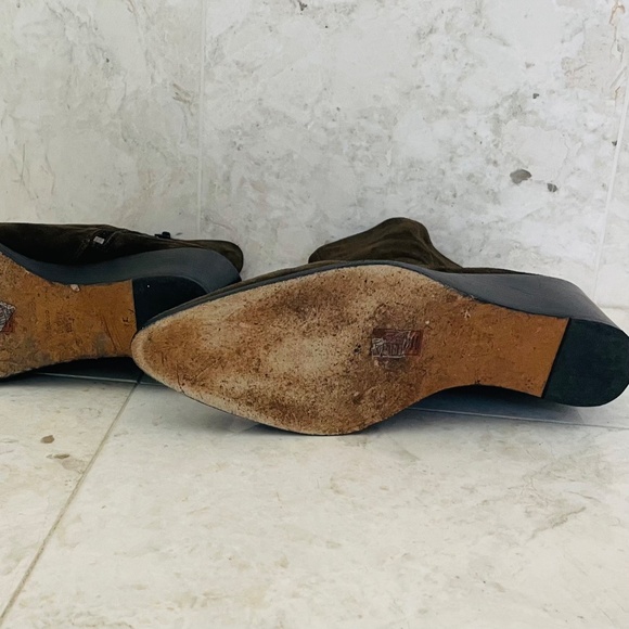 VINCE {11} Booties Mavis Suede Wedge Ankle Boots Olive Green - Picture 10 of 12